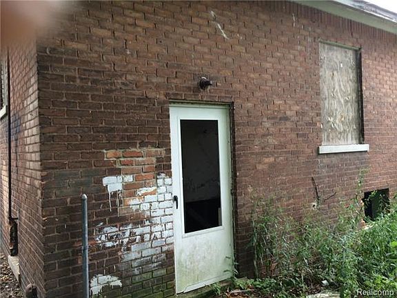 5th image of 15452 Monte Vista St