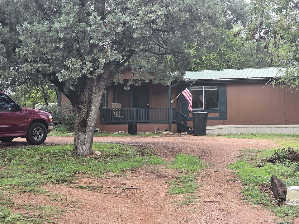 1st image of 906 E Park Dr