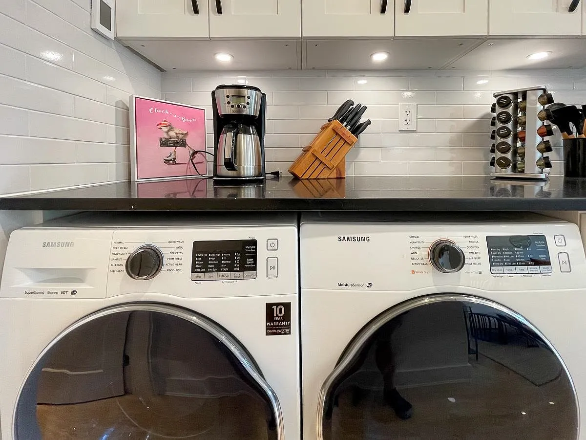 1 bed, 420 sqft, $3,350 — Photo 2