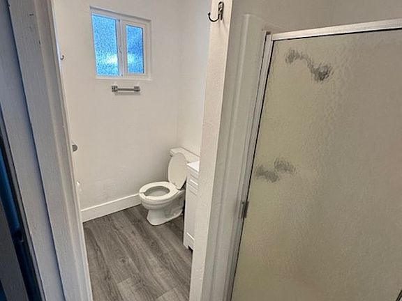 4th image of 861 Lakeview Ave #9A