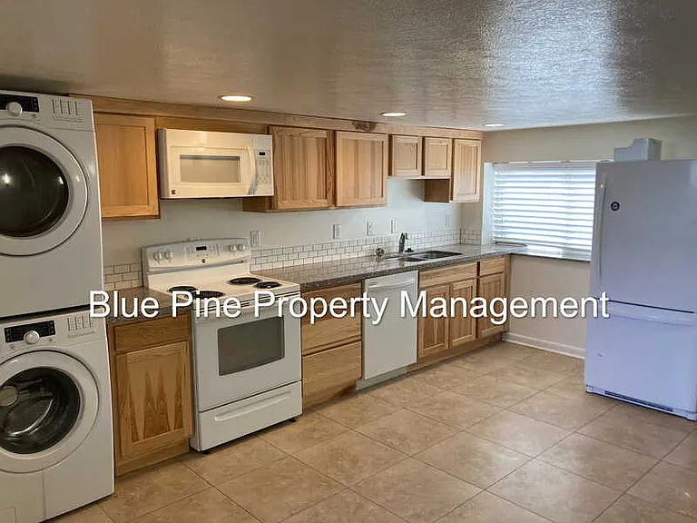 1344 N Main St #B — Photo 4