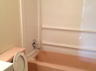 2644 Gabriel Ave APT 1, Zion, IL 60099