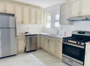 91-01 Winchester Blvd, Queens Village, NY 11428