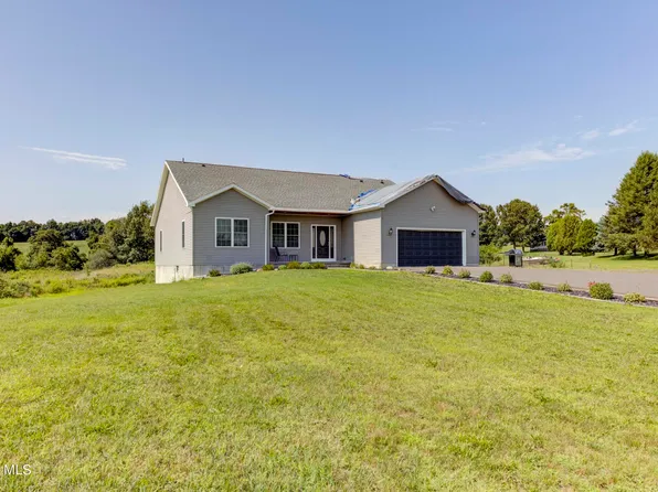 285 Hayes Road, Schaghticoke, NY 12154