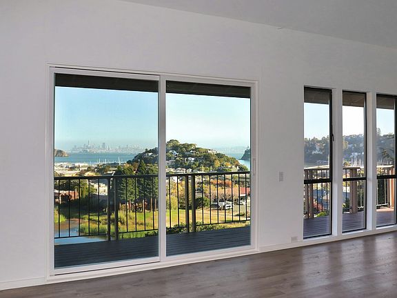 3rd image of 30 Harbor Oak Dr #35