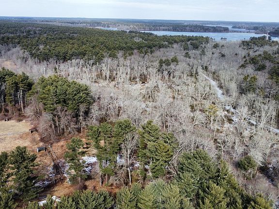 3rd image of 200 Middleboro Rd