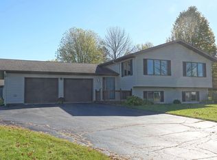 194 N 5th St, Dorchester, WI 54425