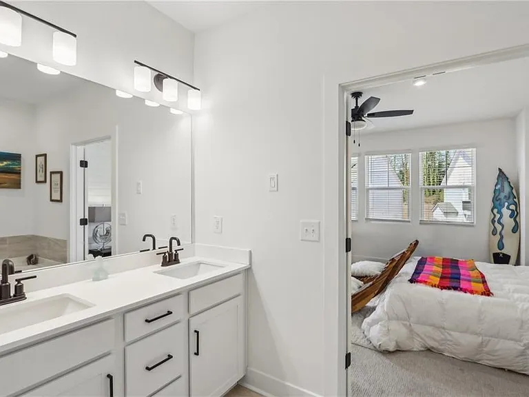 4414 Declan Dr — Photo 13