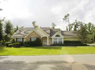 6817 Hilo St, Diamondhead, MS 39525