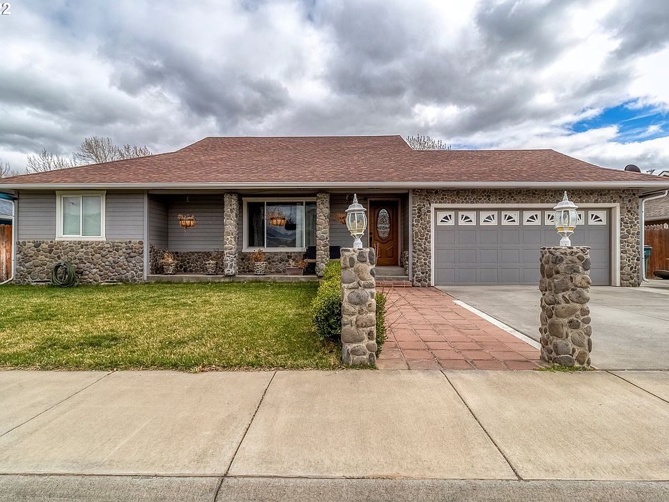 1st image of 514 Elzora Loop