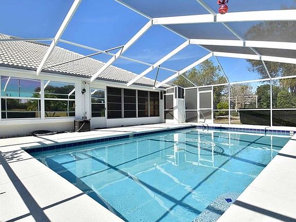 3rd image of 1909 E Del Webb Blvd