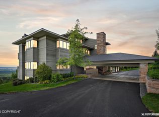 9900 Hillhaven Cir, Anchorage, AK 99507