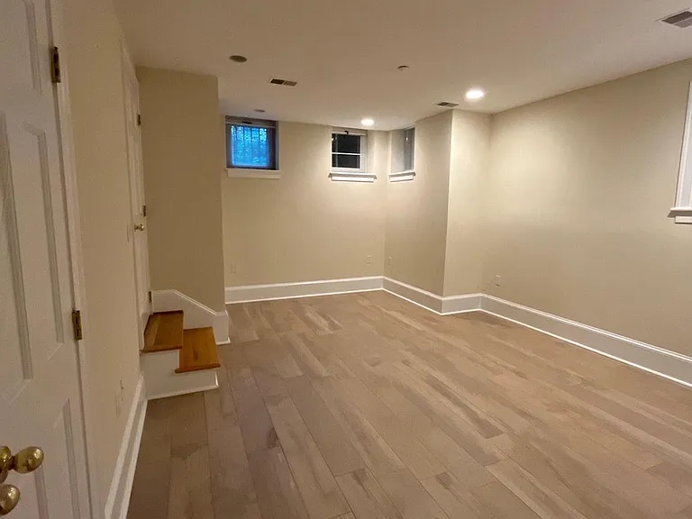 1529 Q St NW #1 — Photo 17