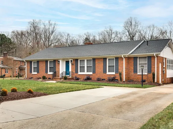 3417 Glouchester Ln, Greensboro, NC 27410