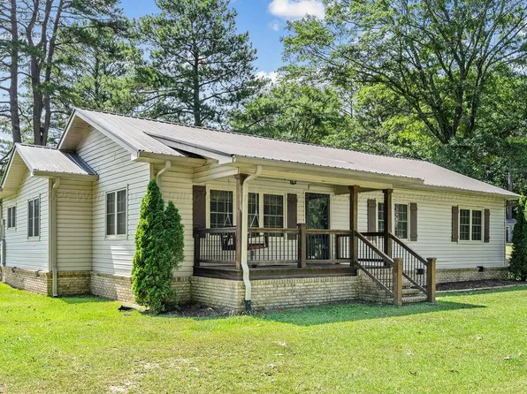 56 Mary Austin Rd, Cordova, AL 35550