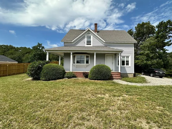 202 N Quarry St, North Dartmouth, MA 02747