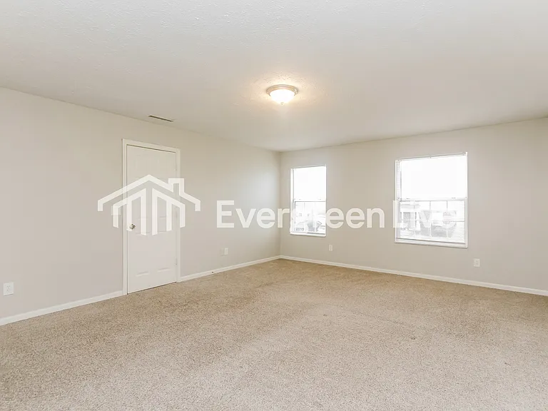 10830 Spring Green Dr — Photo 9
