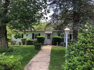 438 Charles Pl, Freehold, NJ 07728