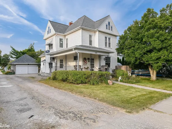 408 E Boone St, Marshalltown, IA 50158