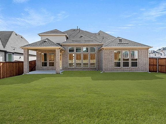 4th image of this home