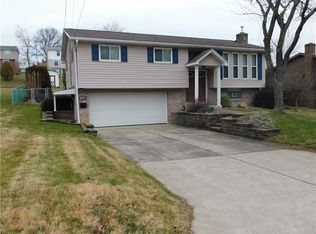 4118 Cambridge Dr, Irwin, PA