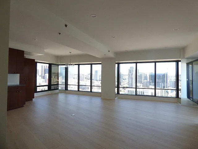 200 Harbor Dr #2501