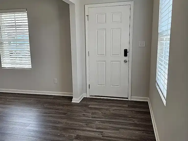 105 Gaston Cir — Photo 17
