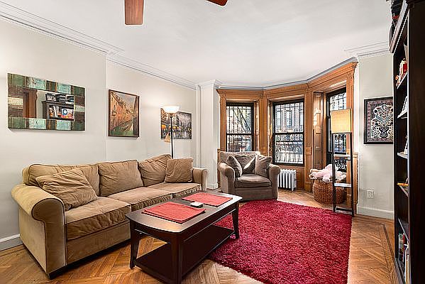 1st image of 496 13th St #1