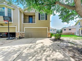 6027 Shadow Isle Ln, Houston, TX 77084