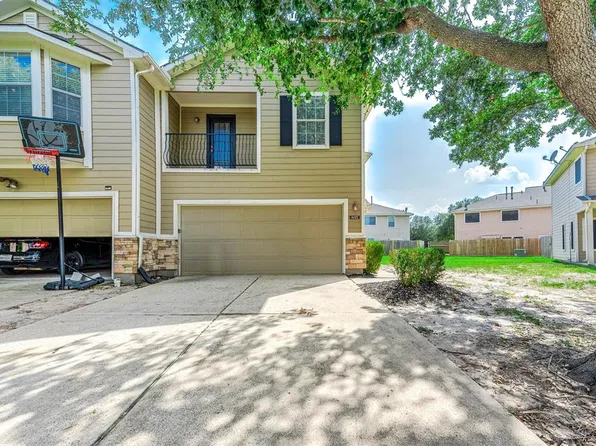 6027 Shadow Isle Lane, Houston, TX 77084
