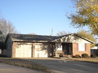 2610 Rambler Rd, Hutchinson, KS 67502