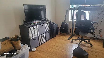 Rented by Chartwell Manhattan Realty