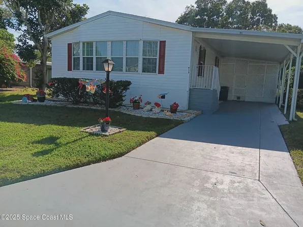 913 Sequoia St, Barefoot Bay, FL 32976