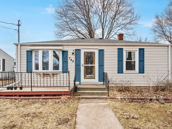 748 Appleton Rd, Menasha, WI 54952