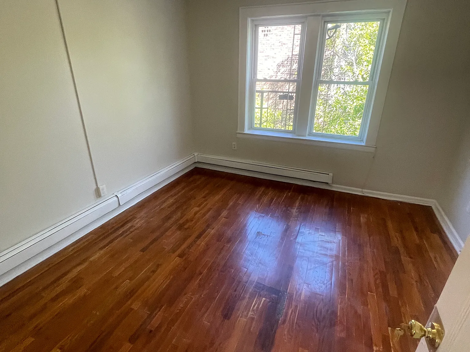 399 13th Ave — Photo 1