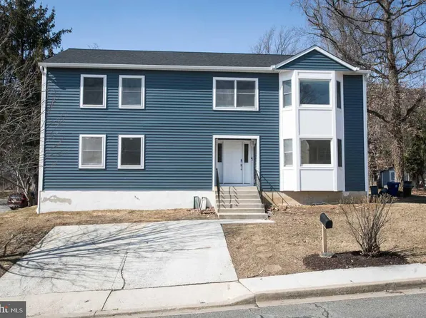 6301 Benhurst Rd, Baltimore, MD 21209