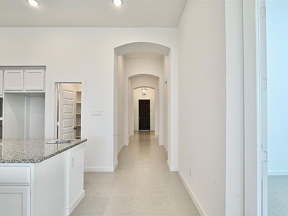 4th image of 23719 Sweeny Valley Dr