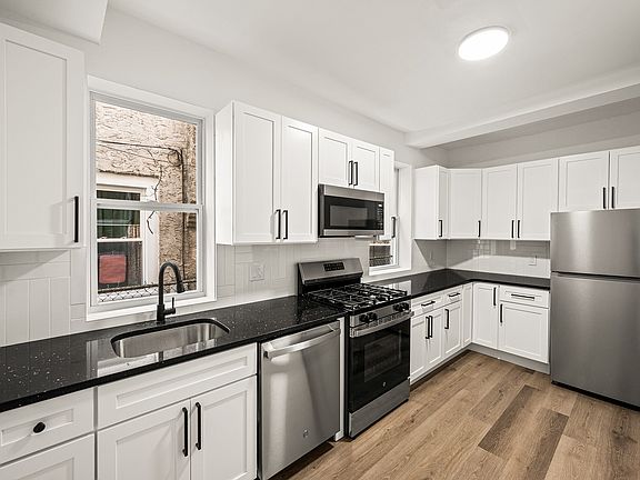5th image of 1059 S 50th St