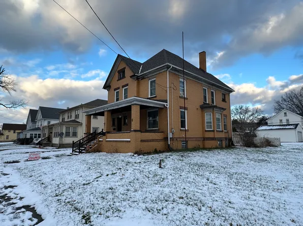 33 Cherry Ave, Niles, OH 44446