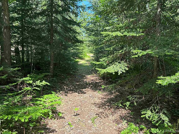 4th image of 2741 Sunset Bay Beach Rd