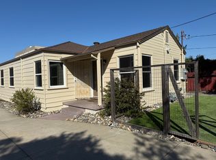 964 Laurel St #B, San Carlos, CA 94070