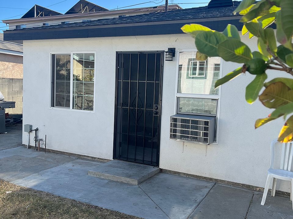 2nd image of 11645 Ramona Ave #B