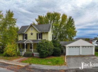 15 W Sylvan Ave, Avis, PA 17721
