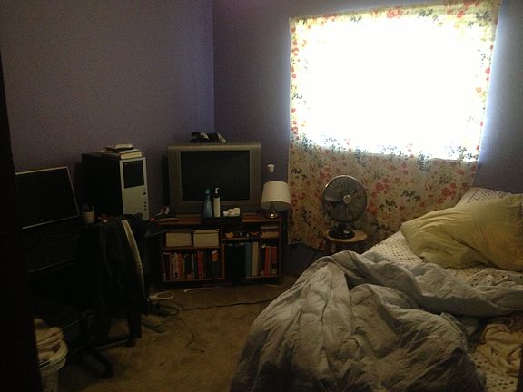 5th image of 1404 E Hudson Dr