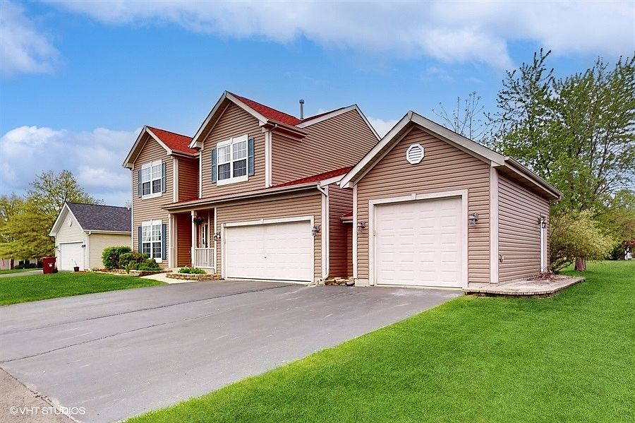1st image of 870 Breeze Dr