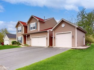 870 Breeze Dr, Lake Villa, IL 60046