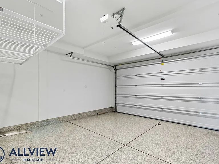 149 Mercer Way — Photo 9