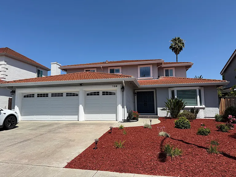 739 Hibernia Way — Photo 1