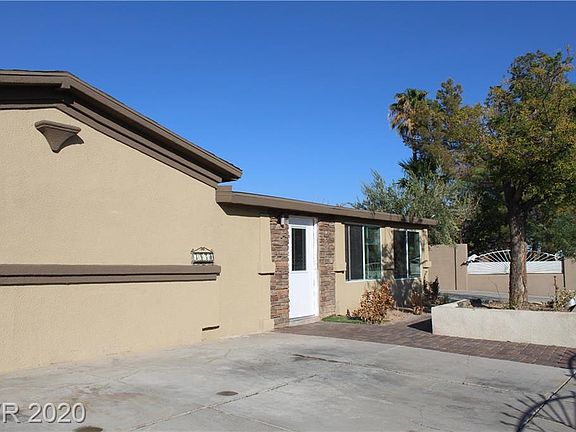 2nd image of 3950 Placita Ave