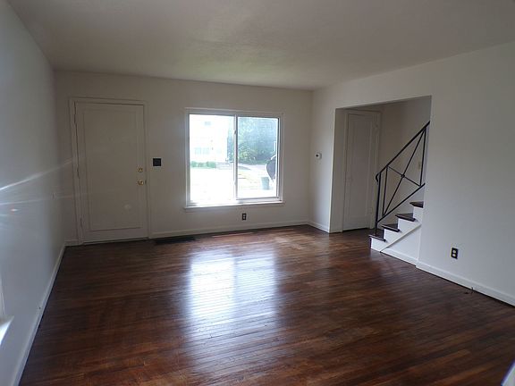 2nd image of 3452-3454 Kimberly Ave #3452